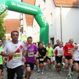 Der wolkenverhangene Himmel und ein Platzregen nach dem Walkingstart verhießen für den 2. AOK-Firmenlauf CITY-LOOP am Mittwoch zunächst wenig Gutes. Als sich dann aber 50 Minuten nach den Walkern das […]